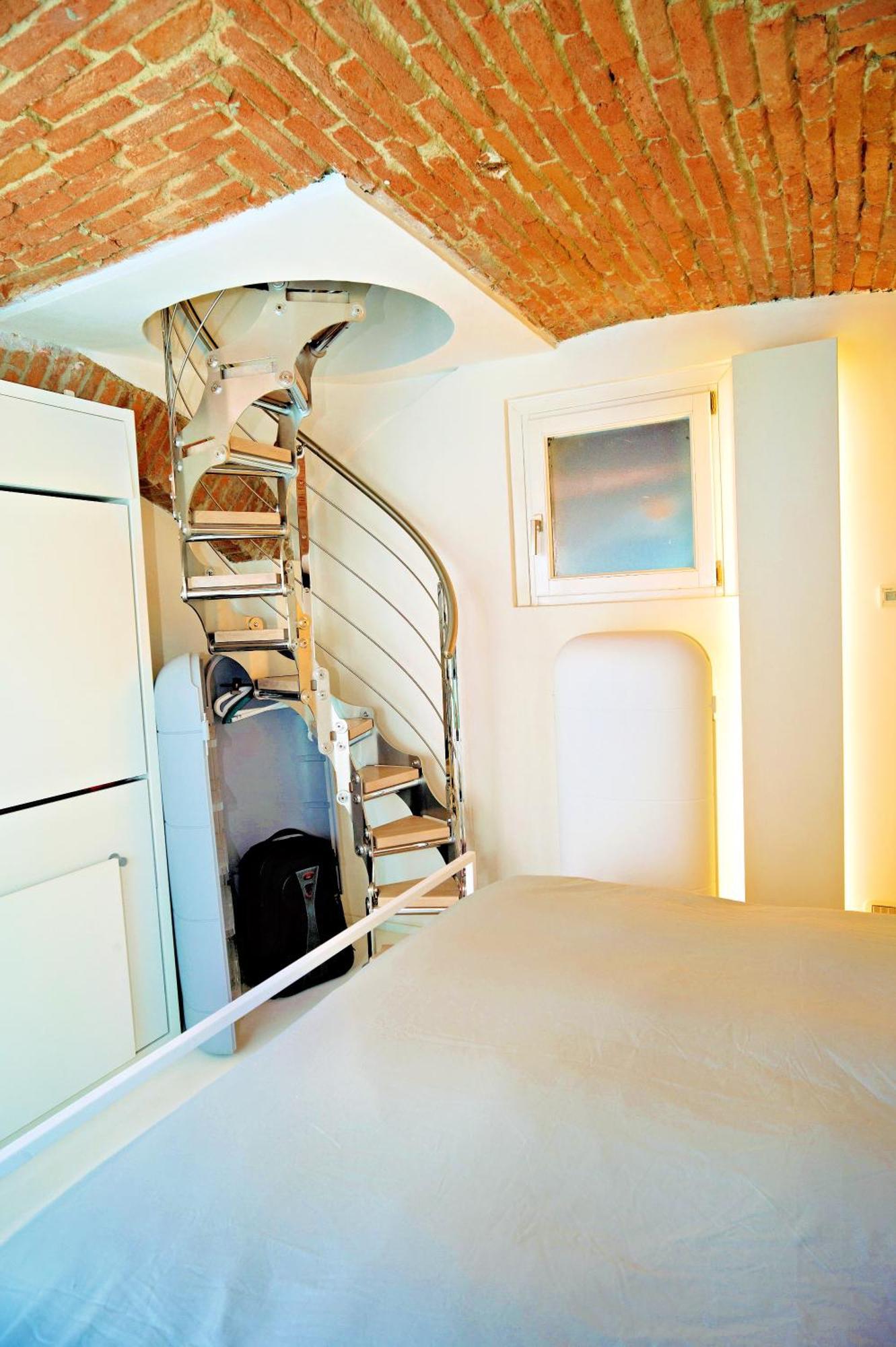 Elegant And Modern Loft In Medieval Bolonia Zewnętrze zdjęcie